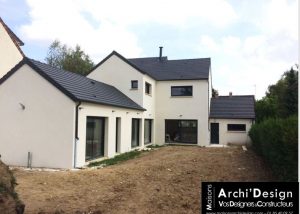 Maison sur mesure dans les yvelines en L une partie a etage et une partie plein pied dans un esprit patio archidesign