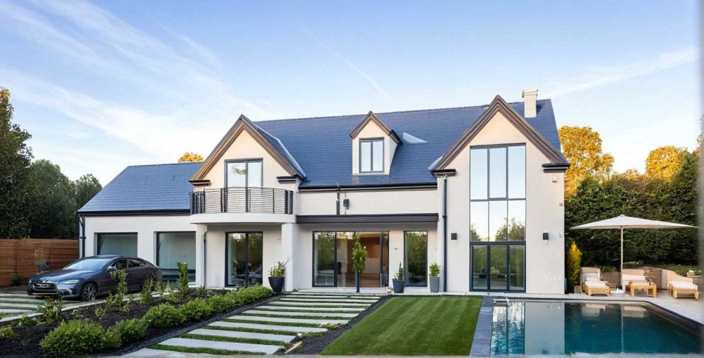 ArchiConcept U1 - Modèle Maison Etage Combles Aménagés Réhaussé sur mesure haut de gamme d'architecte moderne design, baie toute hauteur, balcon et enduit blanc