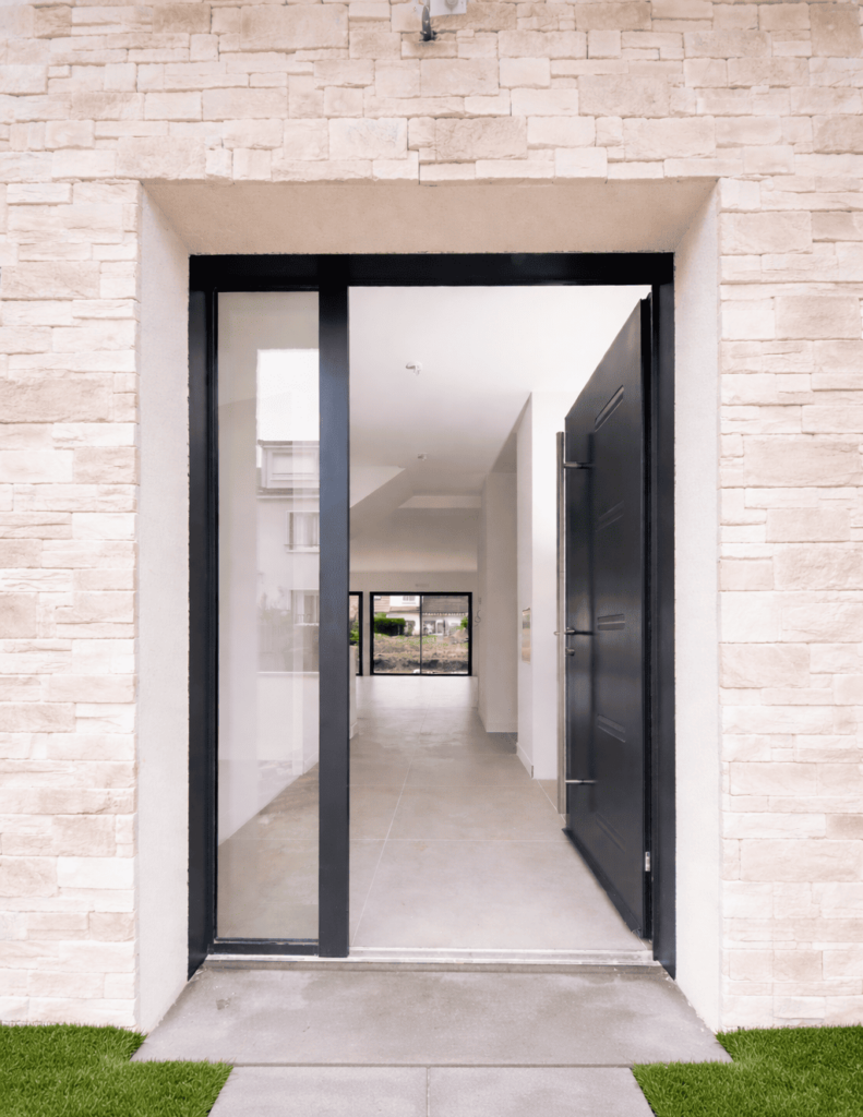 Maison SF - Porte entree tierce et pierre - Constructeur Maison Architecte 4 pans moderne et Terrasse Accessible Nanterre Hauts de Seine 92 (10)